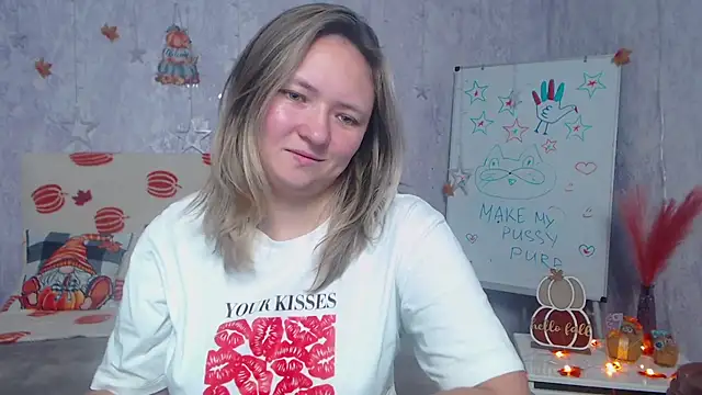 Snapshot of SallyVerda chatting on November 2025 06:26:01 PM SallyVerda online show from November 2025 06:26:01 PM