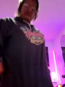 lucky-leah online show from October 2025 03:50:02 AM