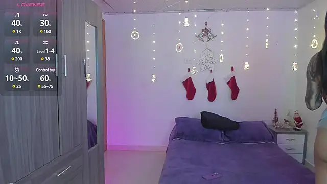 Snapshot of Kayla_foxxy chatting on December 2024 05:51:01 AM Kayla foxxy online show from December 2024 05:51:01 AM