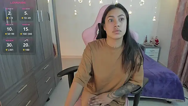 Snapshot of Kayla_foxxy chatting on December 2024 06:52:02 AM Kayla foxxy online show from December 2024 06:52:02 AM