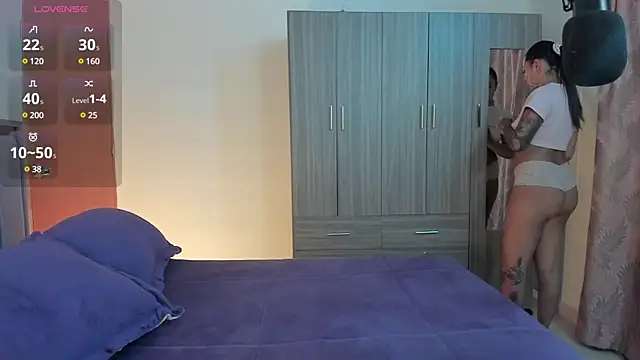 Snapshot of Kayla_foxxy chatting on February 2025 06:32:02 AM Kayla foxxy online show from February 2025 06:32:02 AM