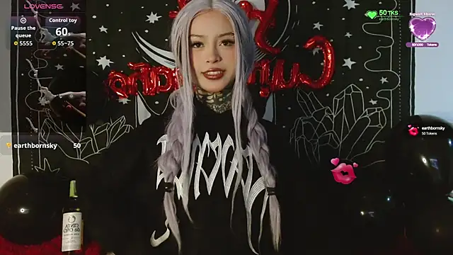 Snapshot of Isabella__dark chatting on October 2025 01:28:01 AM Isabella dark online show from October 2025 01:28:01 AM