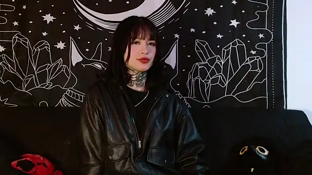 Snapshot of Isabella__dark chatting on November 2025 04:00:01 AM Isabella dark online show from November 2025 04:00:01 AM