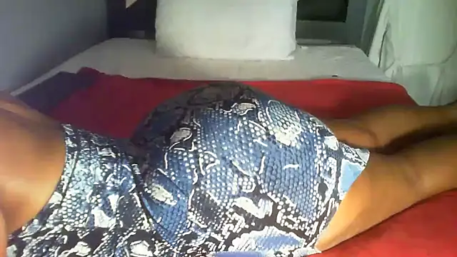 Snapshot of Esona5 chatting on October 2025 09:22:02 AM Esona5 online show from October 2025 09:22:02 AM