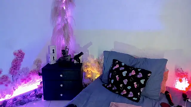 Snapshot of Jeanineescott chatting on January 2025 03:57:02 PM Jeanineescott online show from January 2025 03:57:02 PM