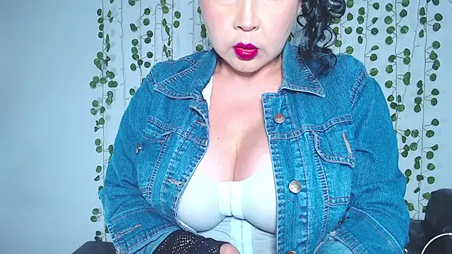 yinetford online show from October 2025 10:30:02 PM