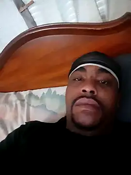 Snapshot of PuzzledEdge4 chatting on November 2025 09:47:01 PM PuzzledEdge4 online show from November 2025 09:47:01 PM