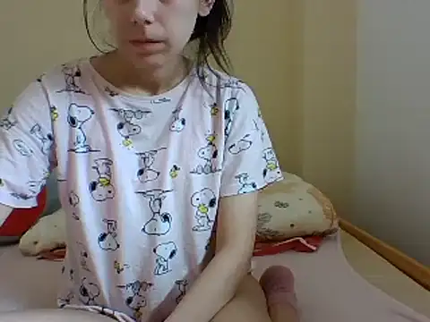 Zafirmacska online show from February 2025 12:14:02 PM