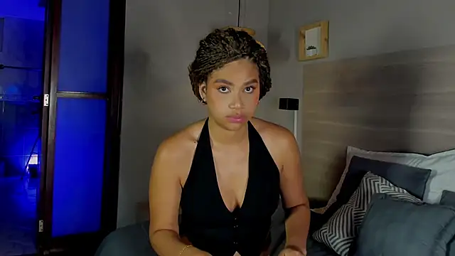 nayah   online show from September 2025 07:39:02 PM