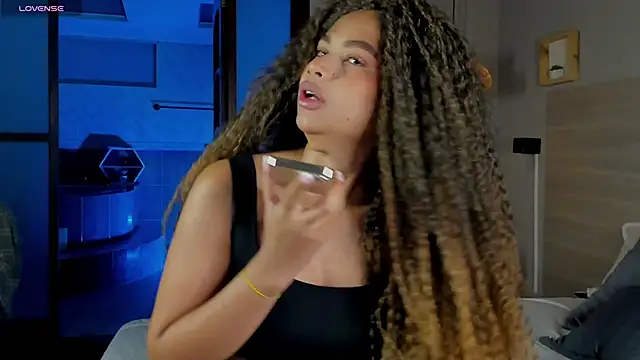 nayah   online show from October 2025 07:22:01 PM