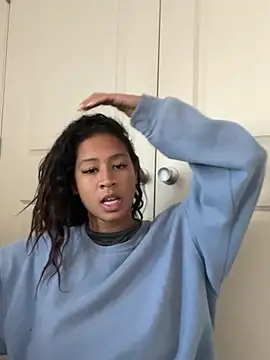 VanessaBling online show from December 2024 01:03:02 AM