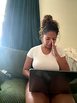 VanessaBling online show from October 2025 08:38:02 PM