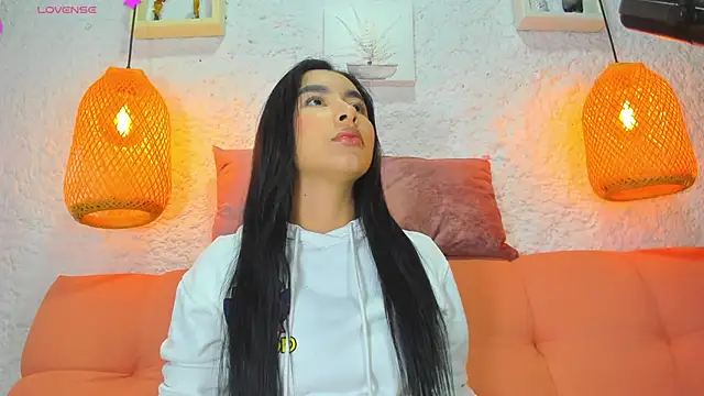 emiily s online show from October 2025 12:12:02 PM