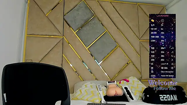 AmberAdams  online show from November 2025 02:28:02 PM