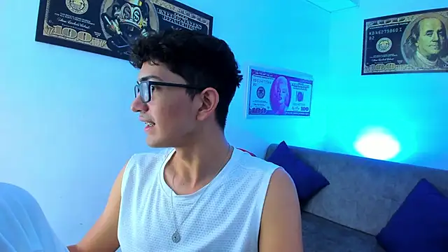 TylerWhite  online show from December 2024 03:00:02 AM