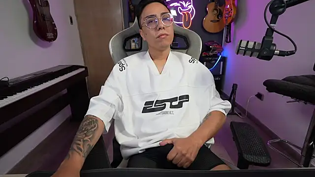 granxarma960 online show from February 2025 05:56:01 AM