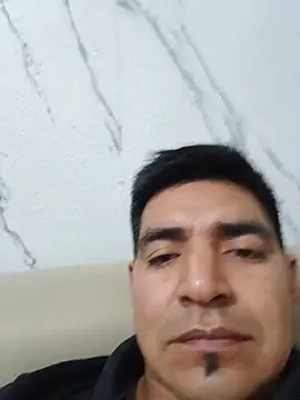 Snapshot of latino17 chatting on November 2025 05:49:01 AM latino17 online show from November 2025 05:49:01 AM