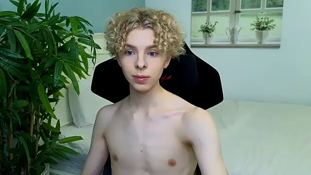 Kudi Minnt online show from November 2025 05:04:02 PM