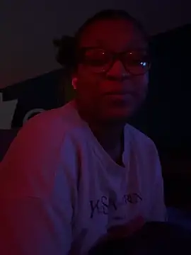 Snapshot of KLoveeee chatting on January 2025 03:16:01 AM KLoveeee online show from January 2025 03:16:01 AM