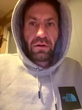 BigDEZZZzz online show from December 2024 11:07:01 PM
