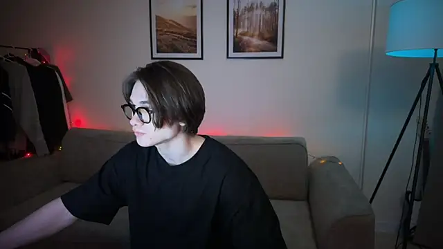 MarkusDean online show from December 2024 06:16:02 PM