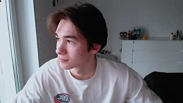 Snapshot of MarkusDean chatting on October 2025 11:24:01 AM MarkusDean online show from October 2025 11:24:01 AM