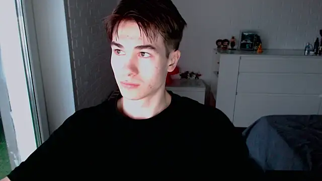 Snapshot of MarkusDean chatting on November 2025 04:24:02 AM MarkusDean online show from November 2025 04:24:02 AM