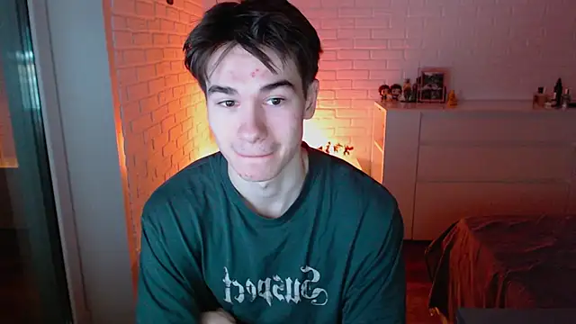 Snapshot of MarkusDean chatting on November 2025 04:17:02 PM MarkusDean online show from November 2025 04:17:02 PM