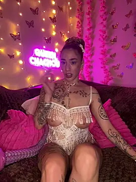 Chachou000 online show from March 2025 07:35:01 PM