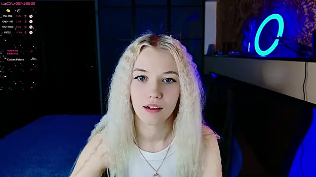 ShhhO O online show from February 2025 07:53:02 AM