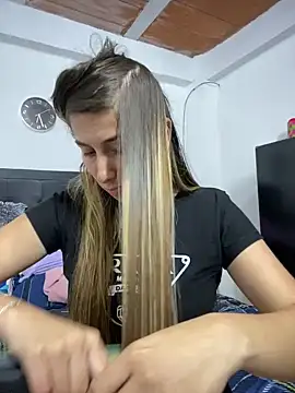 Iris love18 online show from February 2025 11:28:02 PM