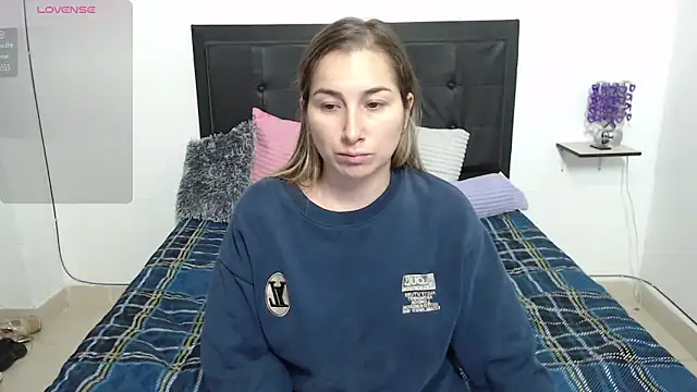 Iris love18 online show from February 2025 11:50:01 AM