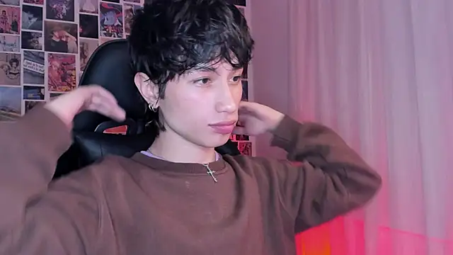 Snapshot of liamelf chatting on January 2025 07:49:02 AM liamelf online show from January 2025 07:49:02 AM