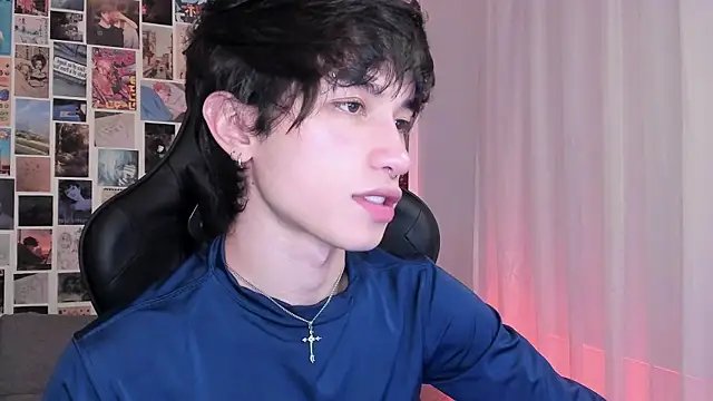 Snapshot of liamelf chatting on March 2025 04:21:01 AM liamelf online show from March 2025 04:21:01 AM