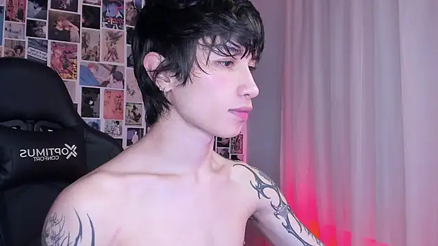 Snapshot of liamelf chatting on March 2025 08:51:01 AM liamelf online show from March 2025 08:51:01 AM