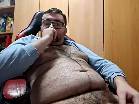 Javier bear online show from December 2024 10:49:02 PM