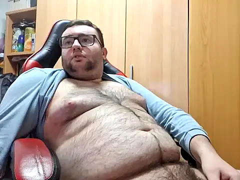 Javier bear online show from December 2024 10:09:02 PM