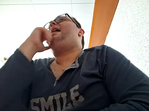 Javier bear online show from January 2025 10:45:01 AM