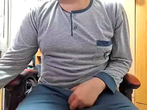 Javier bear online show from January 2025 09:40:01 PM