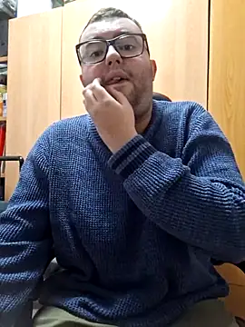 Javier bear online show from March 2025 01:49:01 PM