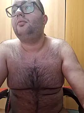 Javier bear online show from October 2025 01:40:02 PM