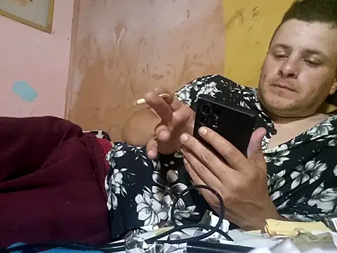 TusOjitosClaros69 online show from September 2025 05:31:01 AM