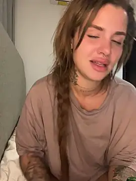 EmiliaCatalina online show from January 2025 10:29:02 PM