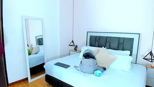 Snapshot of victoria_cooper3 chatting on November 2025 09:19:02 AM victoria cooper3 online show from November 2025 09:19:02 AM