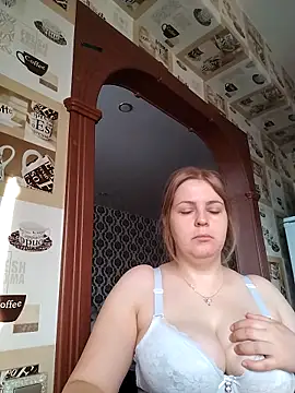 Lady nice cat online show from October 2025 02:55:01 AM