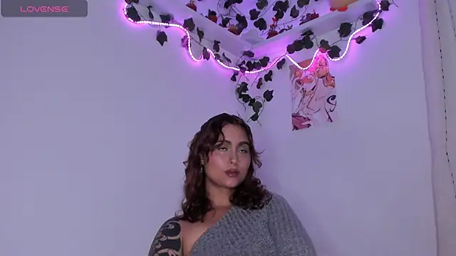 Violette-Ramirez01 online show from March 2025 11:11:01 PM