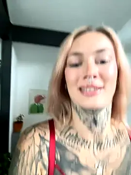 Stella-Kink online show from October 2025 02:14:02 PM