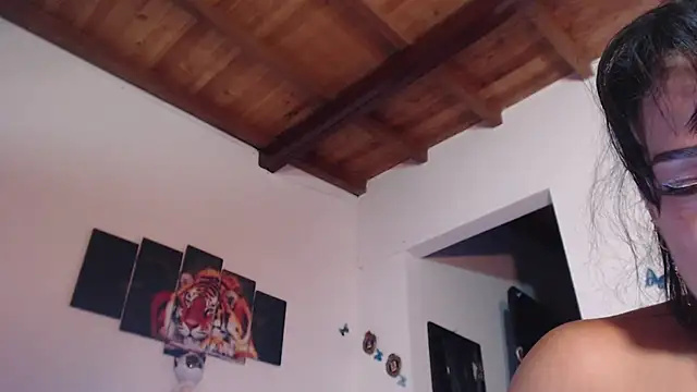 seleneh online show from February 2025 09:49:01 PM