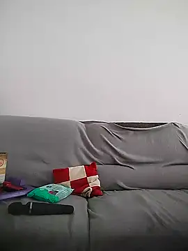 LauraBaby online show from September 2025 07:54:01 AM