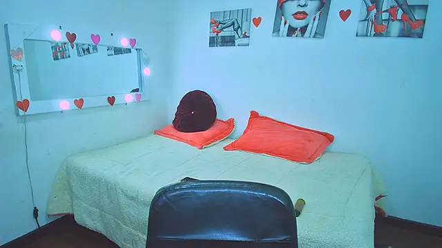 Snapshot of Tatis_Blux chatting on February 2025 02:24:01 PM Tatis Blux online show from February 2025 02:24:01 PM